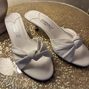Aerosoles White Open Toe Kitten Heals Size 6.5